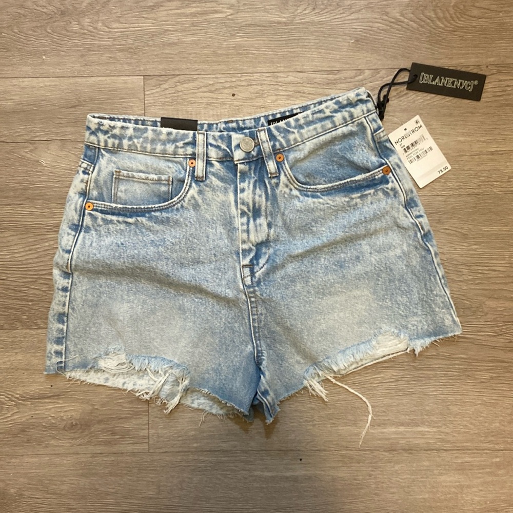 NWT! [BLANKNYC] The Reeve Ultra Hi-Rise Distressed Jean Short Size 27